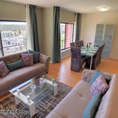 Apartment Beta - 2 Bedrooms, Private Rooftop Patio With Hot Tub, Bbq And View Ferragudo  Bagian luar foto