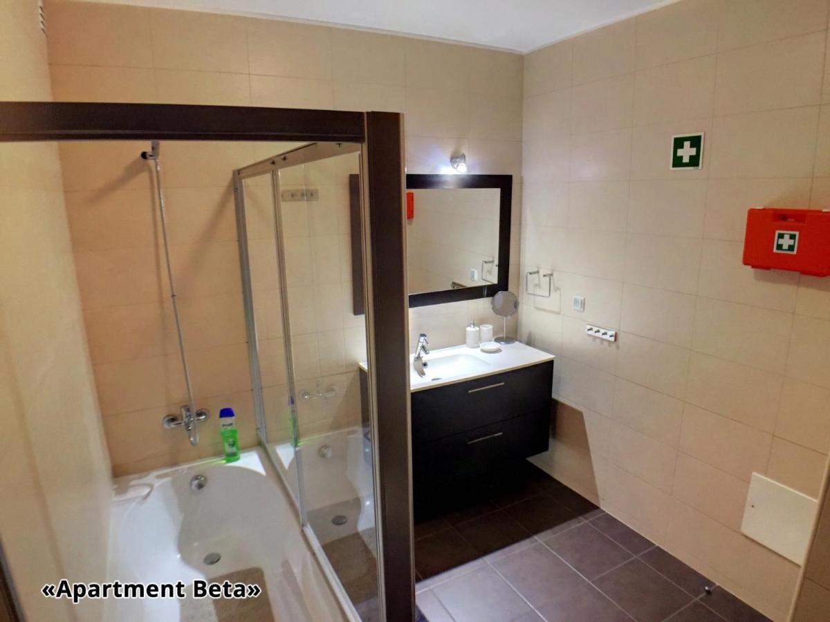 Apartment Beta - 2 Bedrooms, Private Rooftop Patio With Hot Tub, Bbq And View Ferragudo  Bagian luar foto